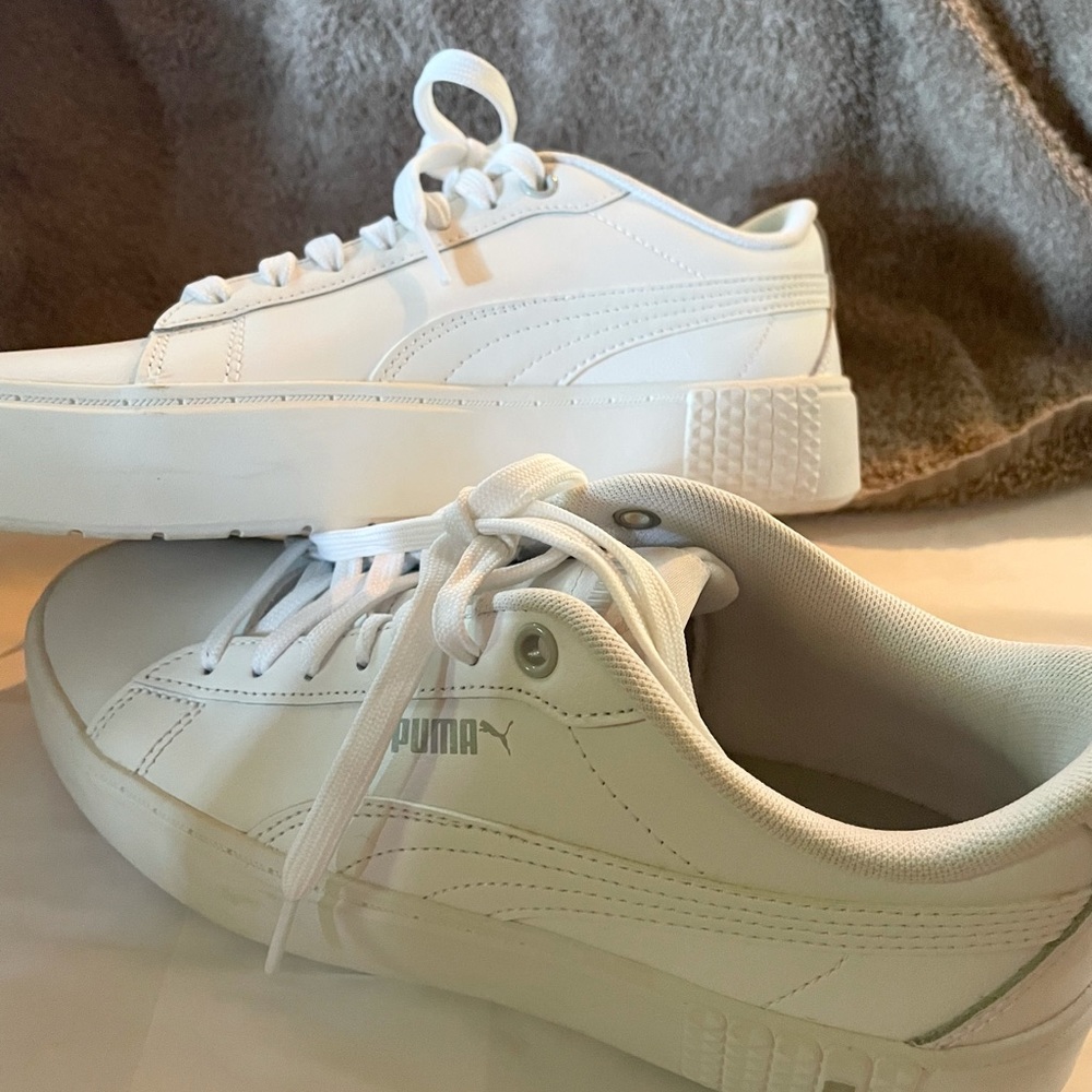 puma white shoes